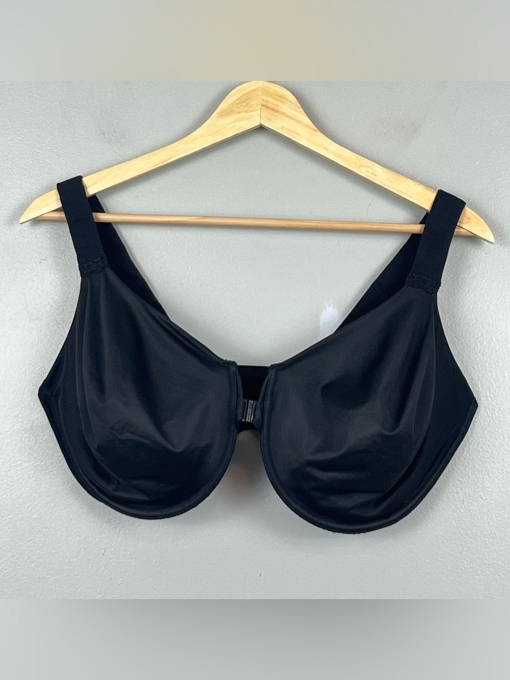 Spanx black Bra-llelujah unlined underwire bra, 42DD.